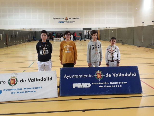 podium_alevin